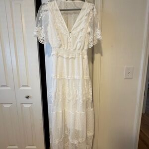 Elegant White Lace Dress